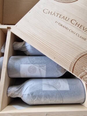 1 Fl.  2018er Chateau Cheval Blanc - 99 Parker-Punkte! OHK möglich!