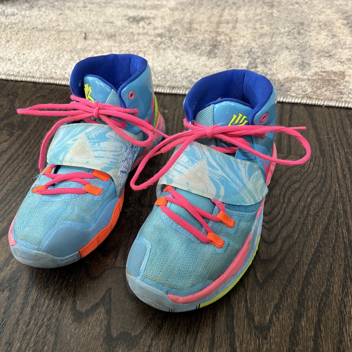 NIKEカイリー6 Kids' NIKE Kyrie 6 Pool Neon Multi-Color Mid Top Sneakers