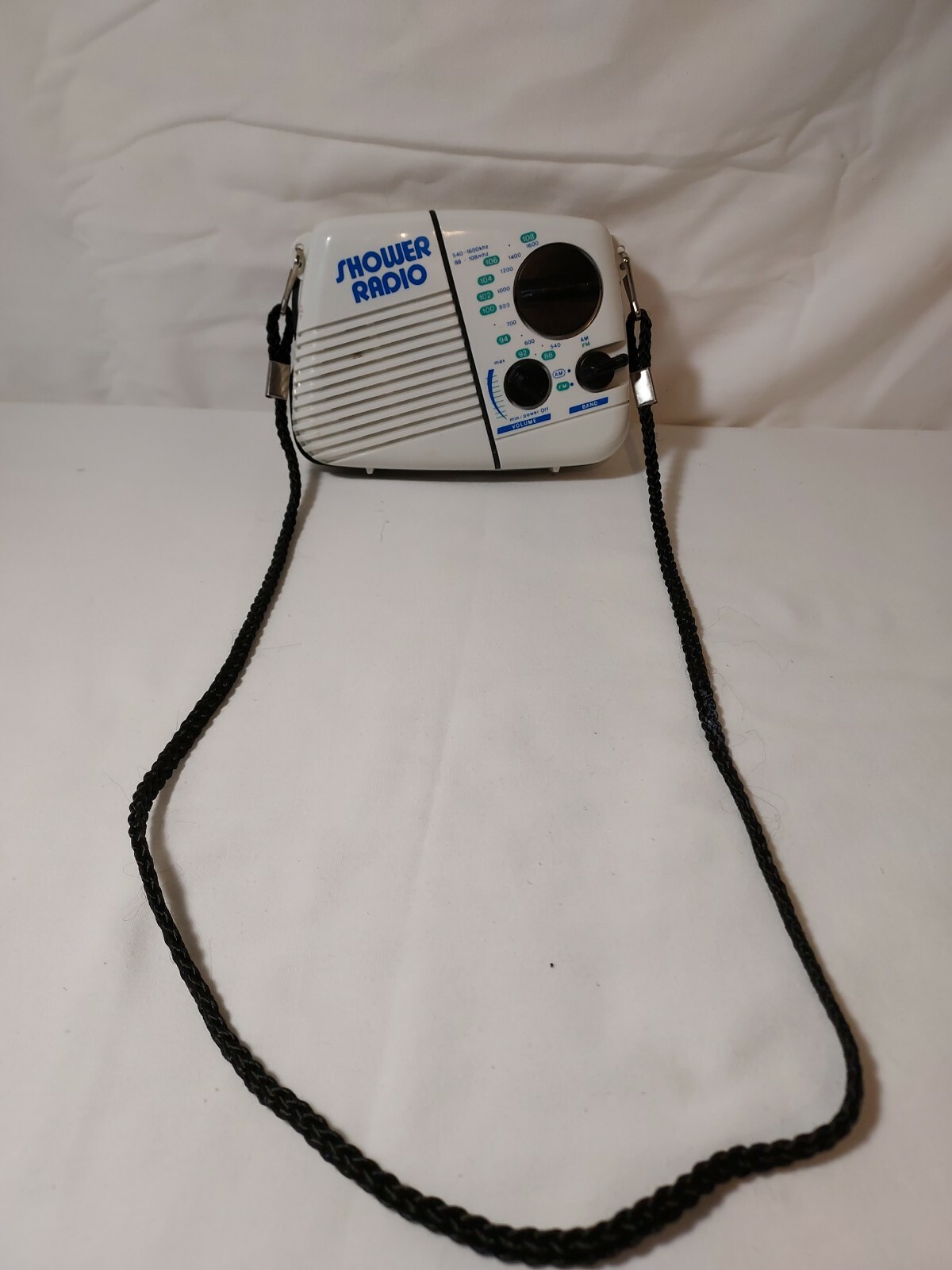 Conair/Pollenex Water Resistant Hanging Shower Radio pr3100cmmr eBay