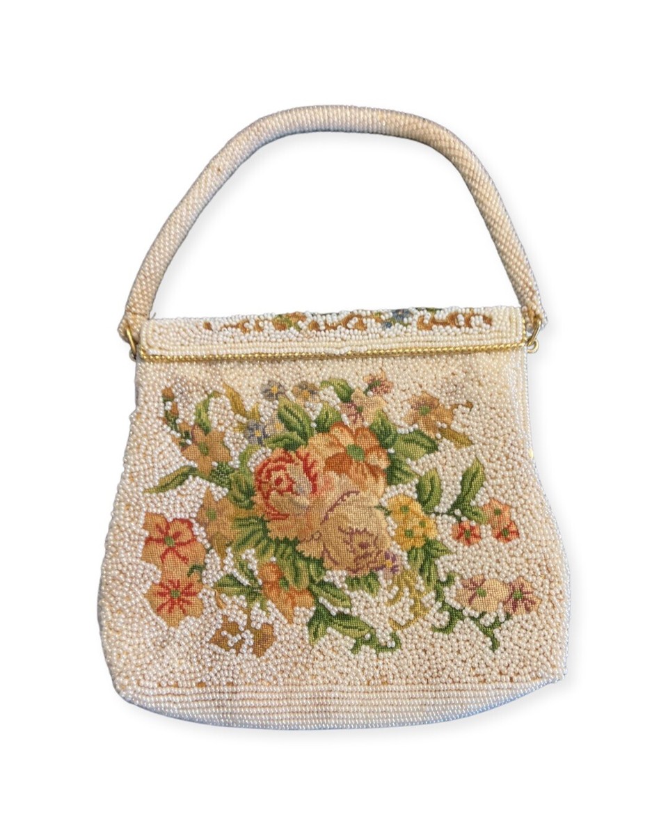 美品！Petit Point 刺繍バッグ Petit Point プチポアン 花柄刺繍 × ナイロン ショルダーバッグ 【公式