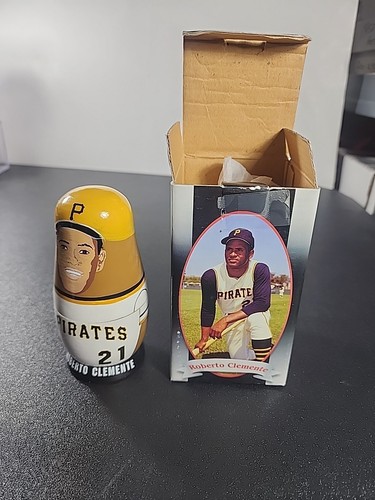 2004 Limited Edition Authentic Wood Roberto Clemente Nesting Dolls - Picture 7 of 7