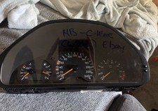 Tacho / Kombiinstrument Mercedes C180 W202