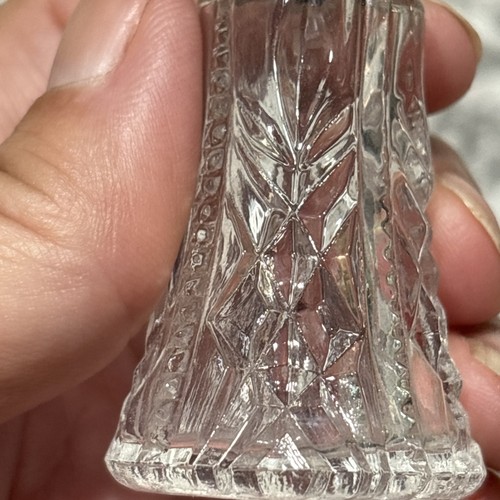 Lotto 6 antichi scuotisale tappi argento sterling cristallo vetro USA vintage - Foto 2 di 9