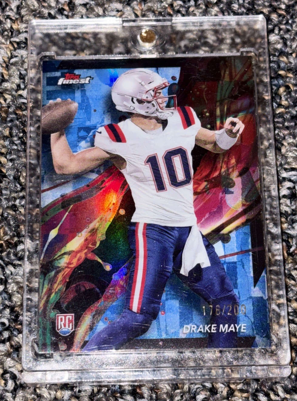 2024 Topps Finest - Common Drake Maye #62 Blue Refractor /200 (RC)