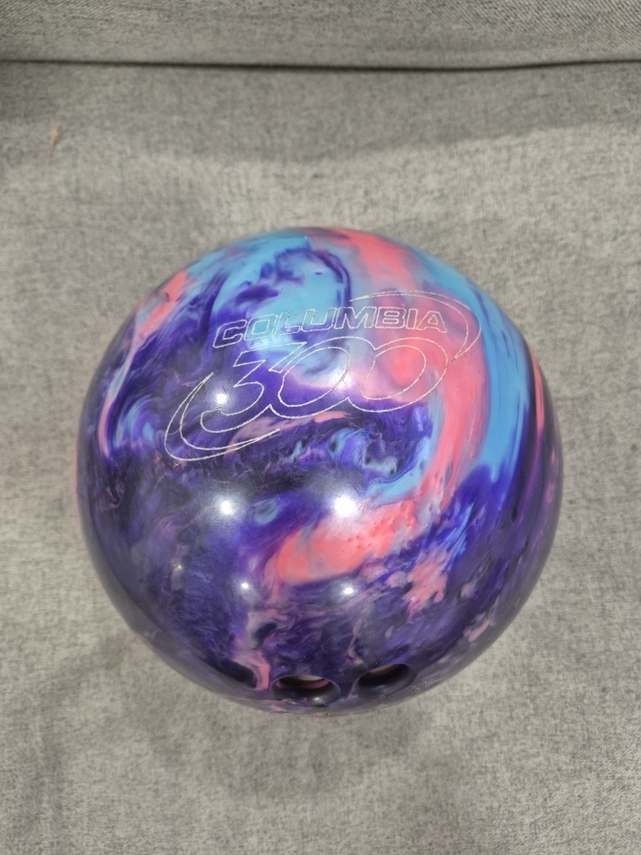 Bowling Ball Purple Cotton Candy Columbia 300 Black Dot 13.8 Lb