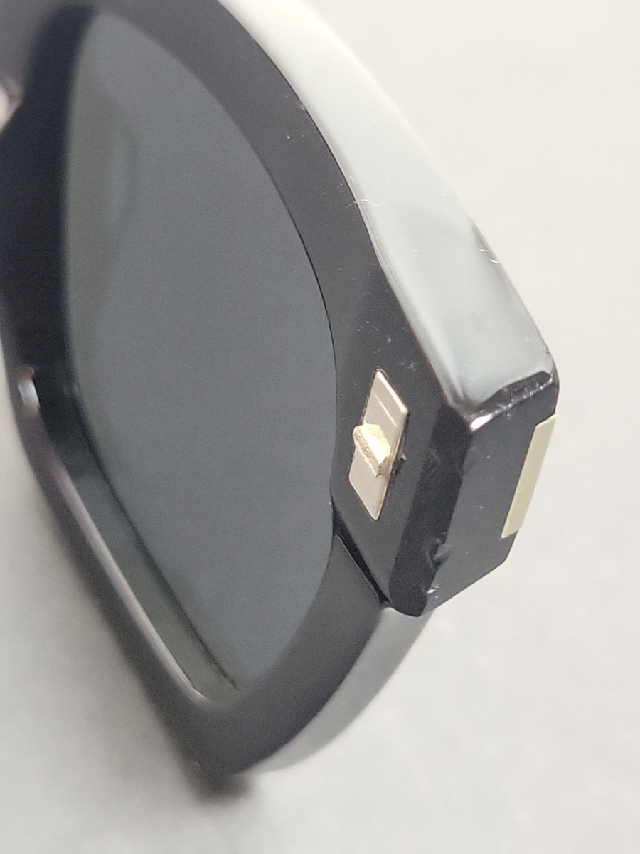 Sunglasses Yves Saint Laurent Bold 1 Black Smoke 002 for sale