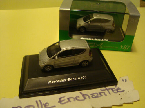 Welly Mercedes Benz GLC White Pearl 1:34 1:39 Scales 4.5 Inch Diecast Car in Box