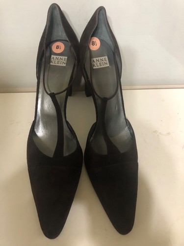Tacones trozos Anne Klein NWB marrón gamuza elástica correa en T para mujer talla 8,5 M - Imagen 15 de 21