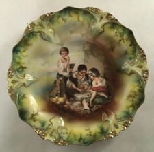 UNMARKED RS PRUSSIA DICE THROWERS PORTRAIT SCENE PLATE POINT & CLOVER MOLD 
