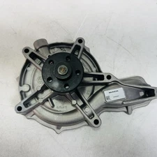 Genuine Mack Water Pump 22902433
