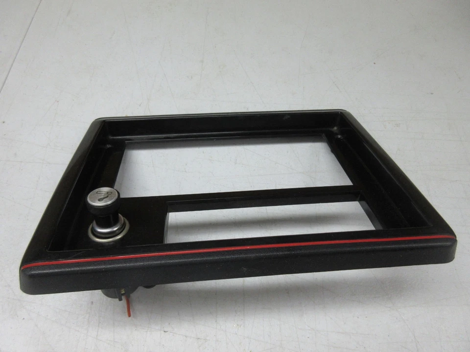 1986 - 1988 雪佛兰 El Camino Malibu Monte Carlo Dash 收音机装饰边框环绕原始设备制造商 — 第 4/4 张图片