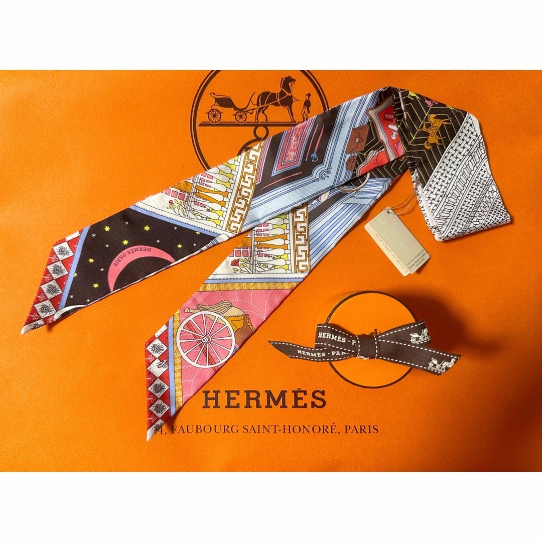 HERMES Scarf 2023SS New Objet de Curiosite Brand New Silk