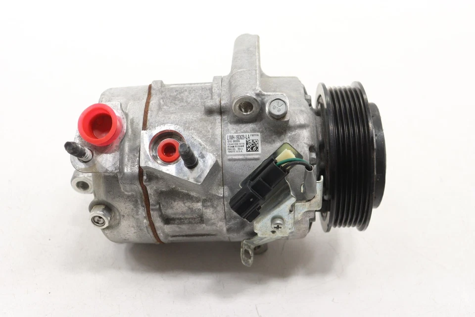 2020 - 2025 LINCOLN AVIATOR A/C AIR COMPRESSOR & CLUTCH OEM L1MH19D629LA - Image 4 of 4