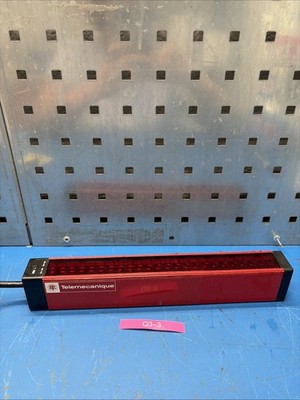 Telemecanique  XUS-LTQ6A026OR Sensors Schneider Electric Fast   Shipping