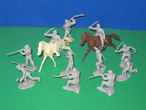 1950's MARX Alamo Play Set Flat Gray Pioneer Defenders