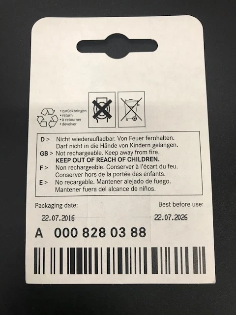 Genuine Mercedes Benz Key Fob Battery pack of 2 A0008280388 | eBay 