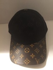 NWT ELEGANT BLACK/BROWN CAP