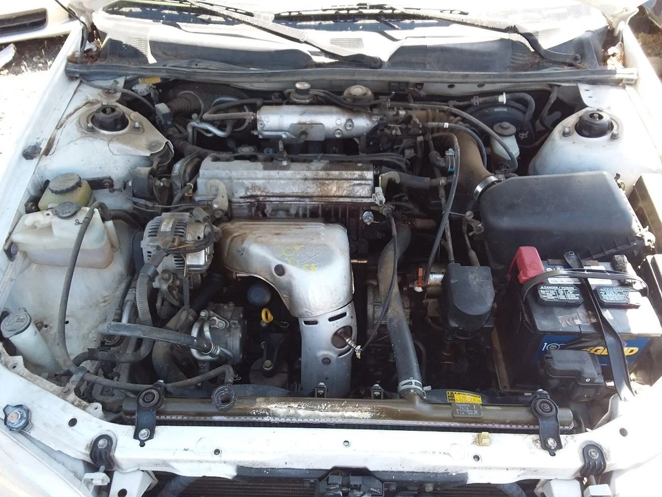 Used Air Cleaner Assembly fits: 1999 Toyota Camry 4 cylinder Grade A - Image 4 of 4