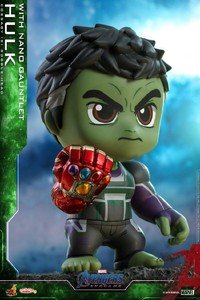 hulk with infinity gauntlet toy