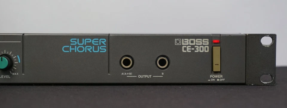 BOSS CE-300 Super Chorus Vintage 80s 1U Rack Effects FX - 100V - Image 4 of 4