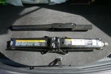 Jack fits 2015 Encore 1981162