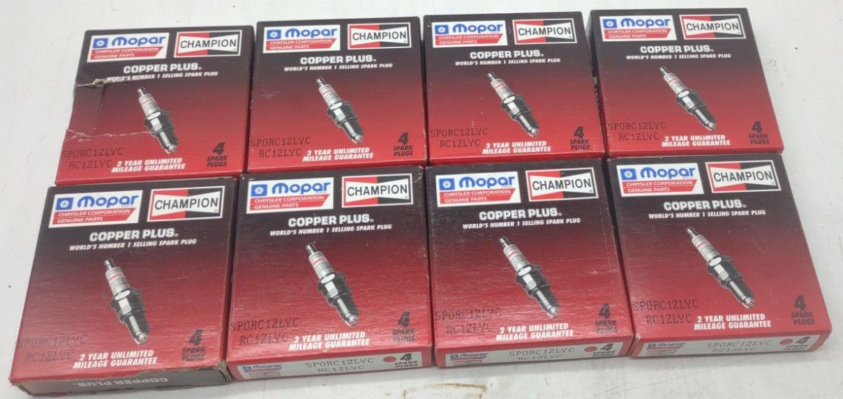 Champion RC12LYC Lot of 32 New In Box Sparkplugs 171T