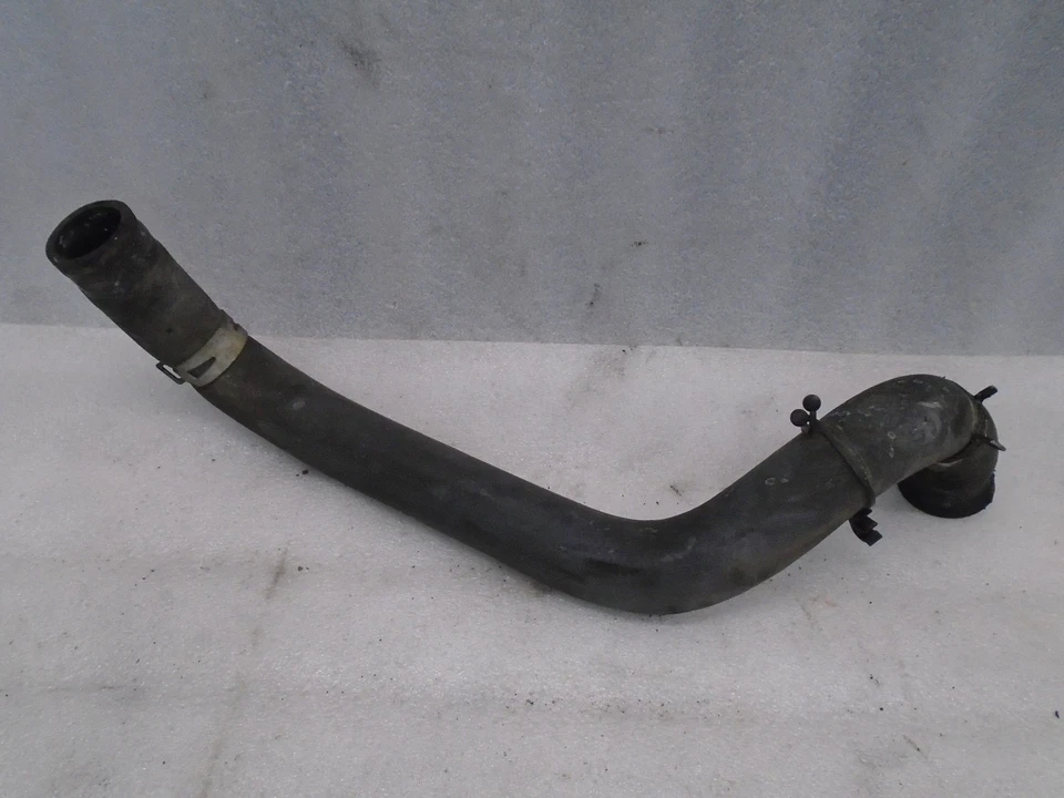 Верхний шланг радиатора 1998-2000 Toyota Sienna 16571-0P230 от оригинального производителя VI61238 - Изображение 2 из 4