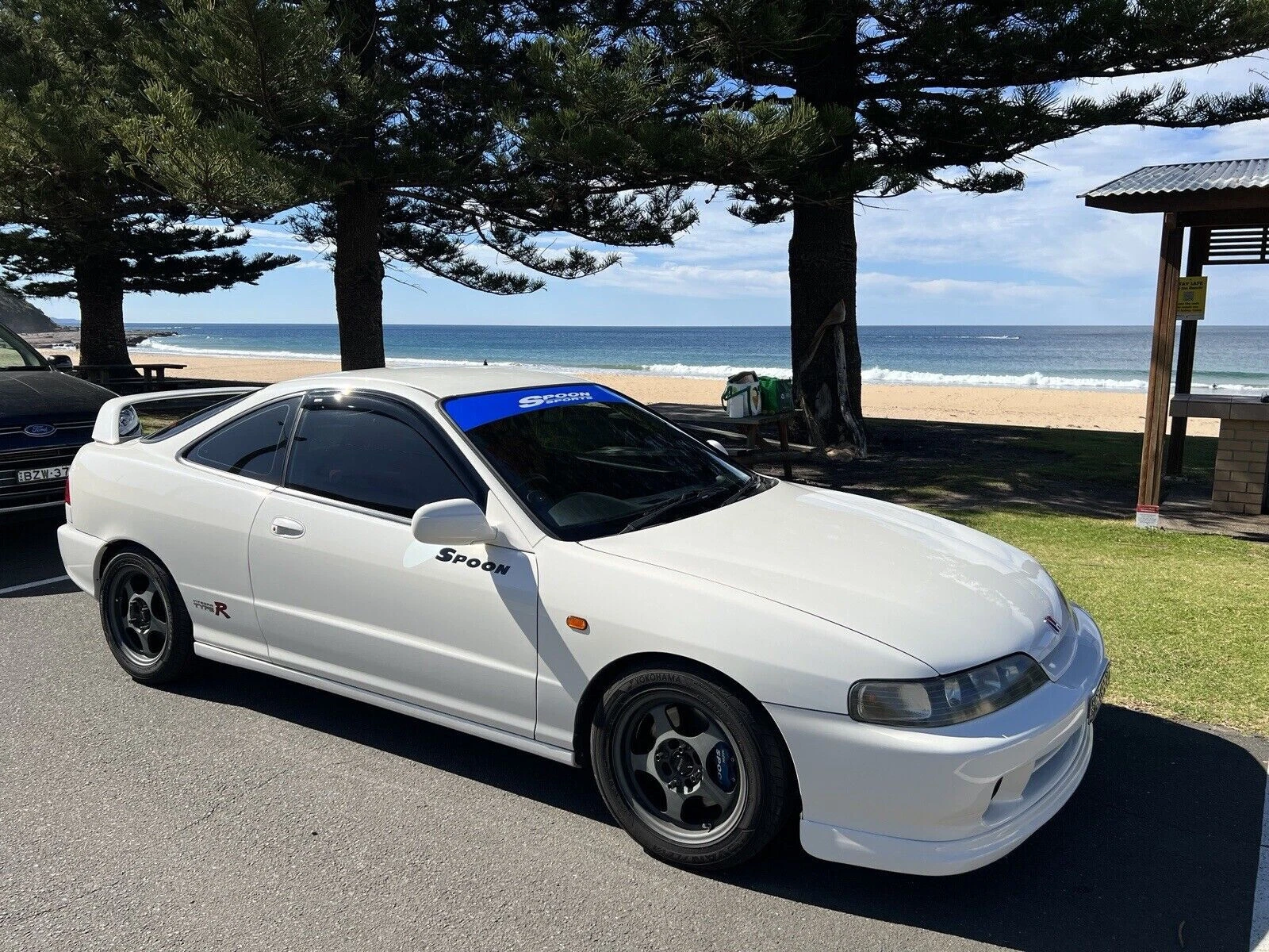 Picture 2 of 14