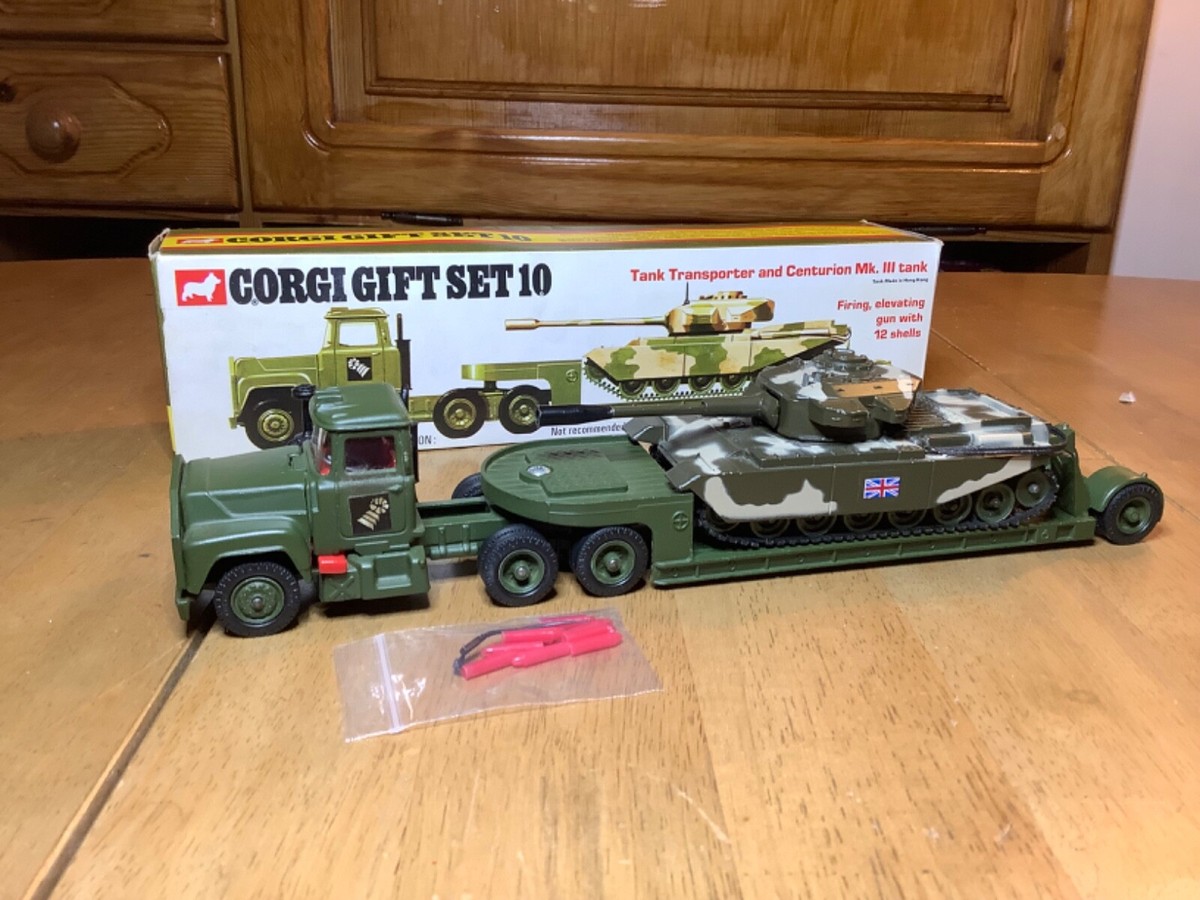 Corgi Gift Set 10 Mack Tank Transporter and Centurion Tank