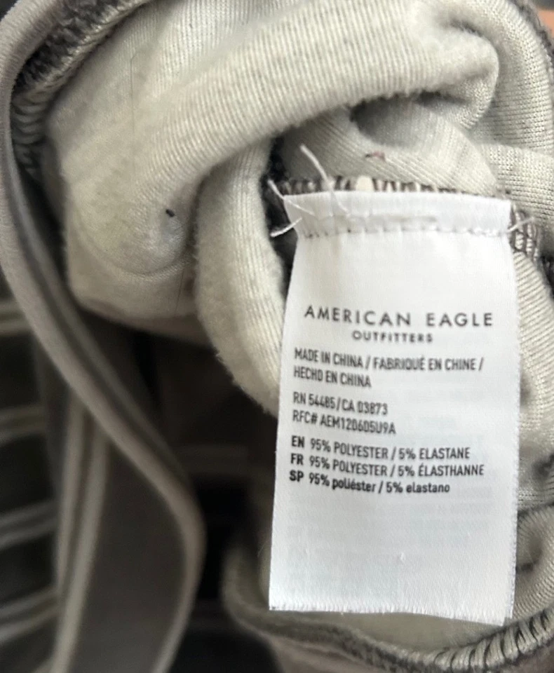 American Eagle Cozy Velour Striped Hoodie Large Gray White Casual Loungewear - Image 4 of 4