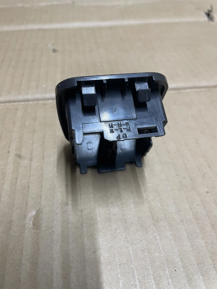 OEM 96-99 Mitsubishi 3000gt Vr4 Dodge Stealth Turbo interruptor carcaça acabamento preto - Imagem 2 de 4