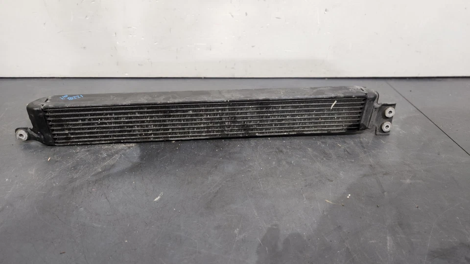 ✅ 08-13 OEM BMW M3 E90 E92 E93 S65 Engine Oil Cooler Radiator - Image 2 of 4