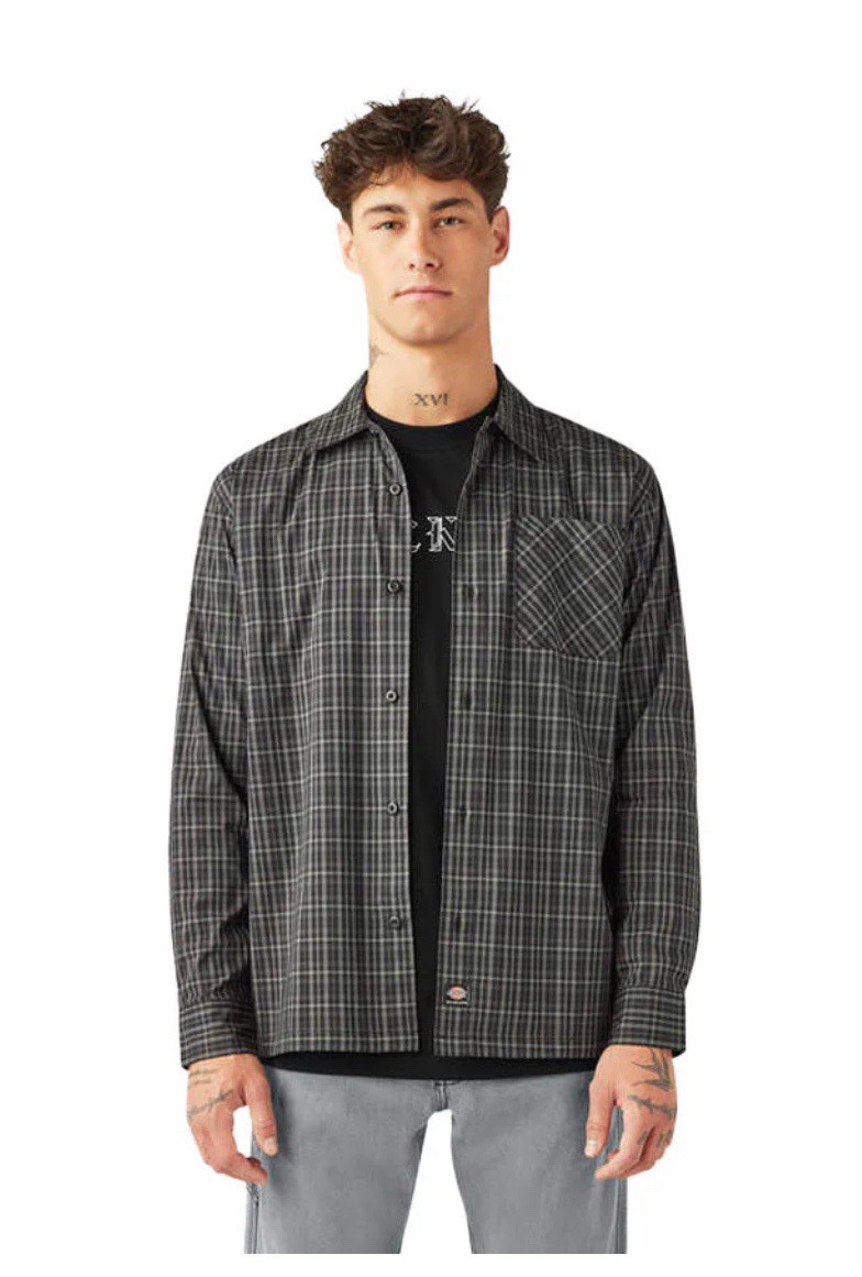 Men&rsquo;s Dickies NWT Skateboarding Button Up Long Sleeve Black Gray M Shirt