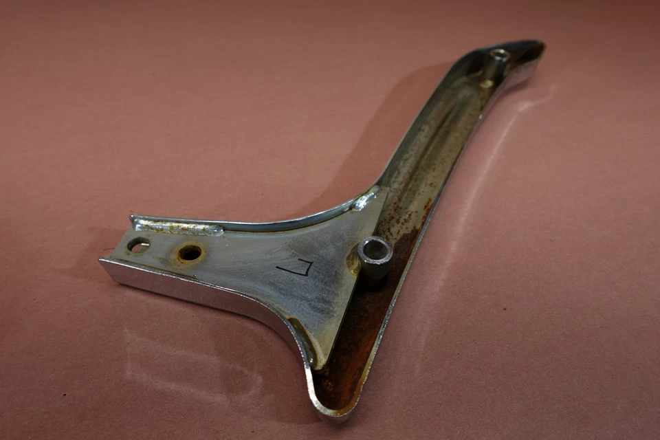 Yamaha VStar 1300 V Star XVS1300 2007-2015 respaldo lateral izquierdo barra Sissy Foto 4 de 4