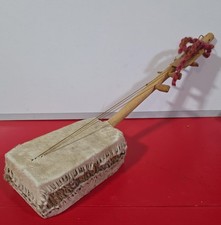 BOWED STRING INSTRUMENT/ART WORK