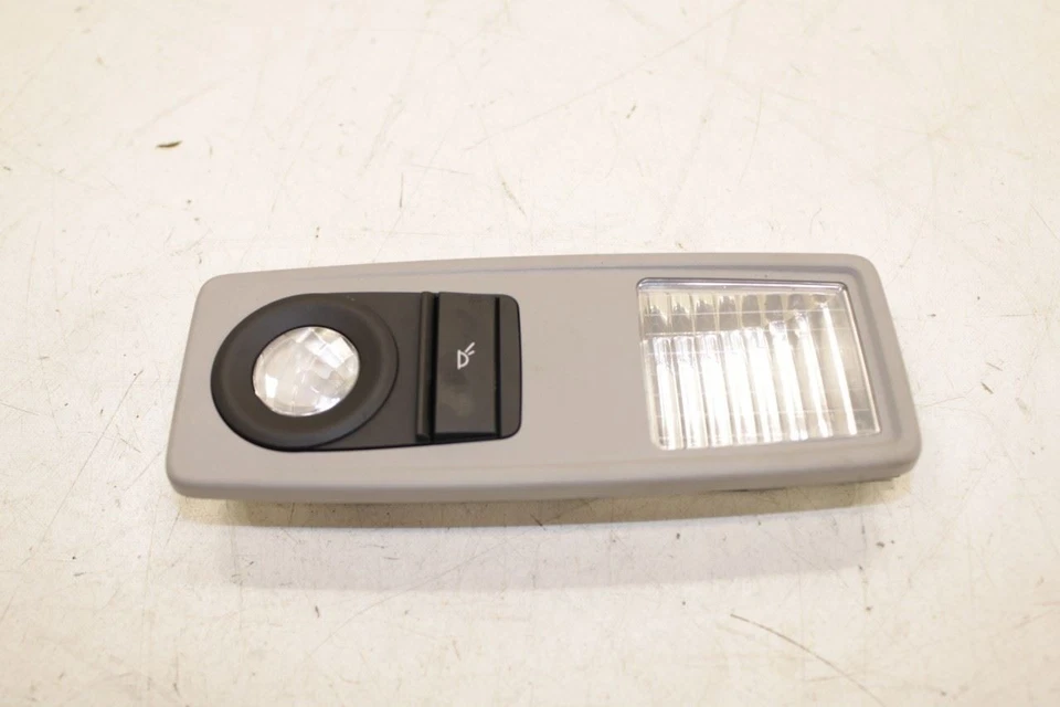 11-2017 BMW X3 xDrive28i techo trasero derecho e izquierdo domo luz de lectura lámpara Foto 4 de 4