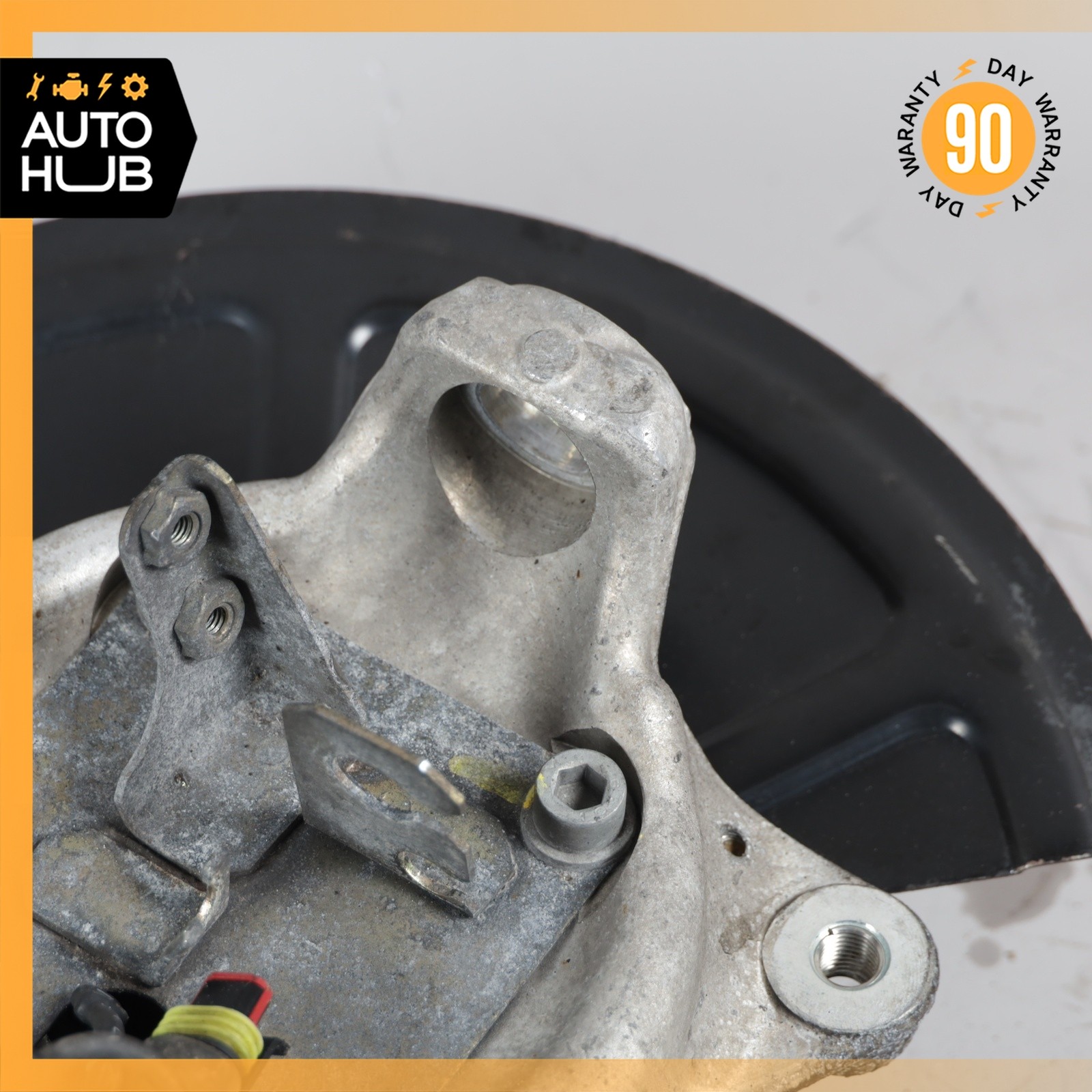 02-05 Maserati M138 4200 Coupe GranSport Front Left Side Spindle Knuckle OEM 31k