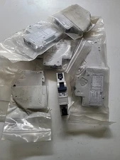 LOT OF 7 NOS ABL SURSUM Z 4A  1ZU4UM breaker