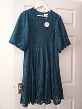 Size 18 Apricot Dark Green Lace Dress