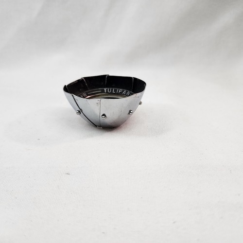 Vintage B+W Germany Tulipan 27-37 Lens Hood And Filter Holder - Picture 2 of 6