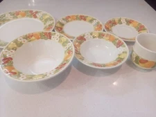 50s Retro Vintage 12 Pc Place setting, Della Robia by Metlock-Poppytrail -Vernon