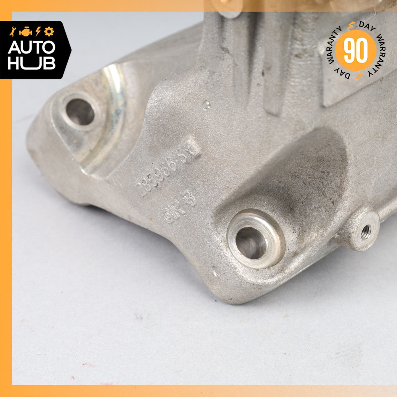 Maserati Quattroporte M156 GTS 3.8L Engine Motor Bracket Mount Left Side OEM