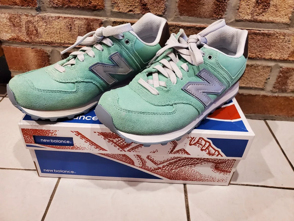 Women s New Balance 574 Green WL574BEC Size 7.5M