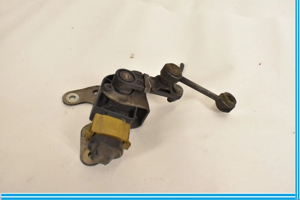 Mercedes-Benz CLS550 2012-2018 suspensión trasera izquierda sensor de nivel de altura OEM Foto 2 de 4