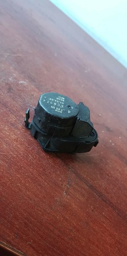 BMW M3 3ER E46 3.2i HEIZUNGSKLAPPENSTEUERMOTOR MAGNET 6912523