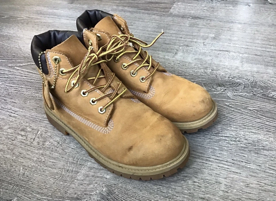 Timberland 12709 6” Talla 3 Trigo Nubuck Botas Impermeables con Cordones Jóvenes Niños EE. UU. Foto 2 de 4