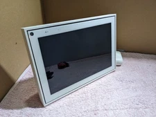 Facebook Portal (2nd Generation) 10" - White - Tested Working