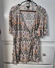 Torrid Womens Crepe Smocked Wrap Tie Front Multi Tribal Boho Print Top Size 1X
