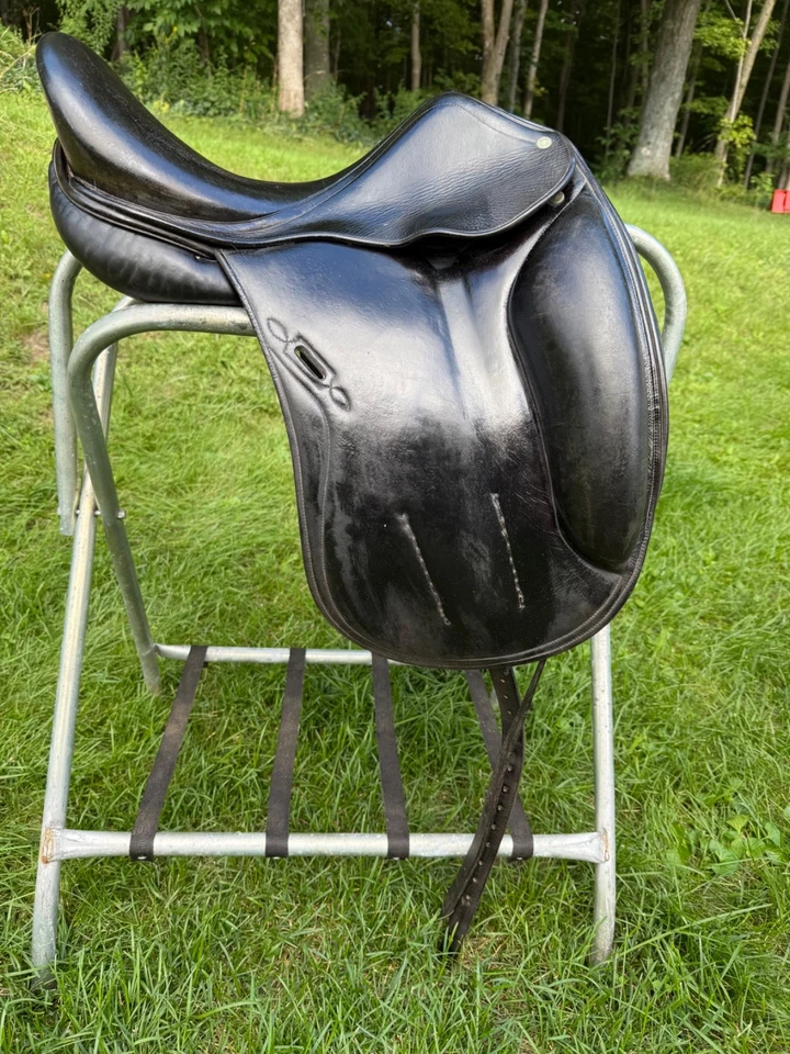 Sillín de doma monoflap 17,5 Foto 2 de 4