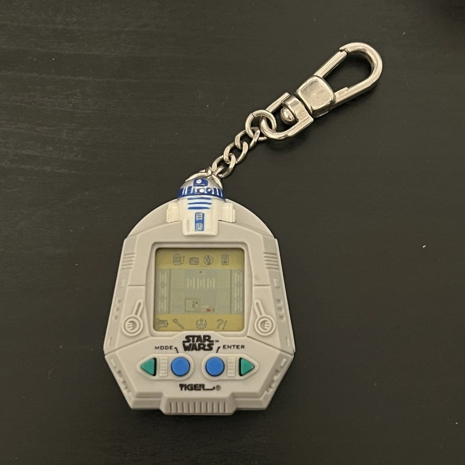 Llavero Tiger Electronics R2D2 1997 vintage juego funcionando Gigapet Tamagotchi Foto 4 de 4